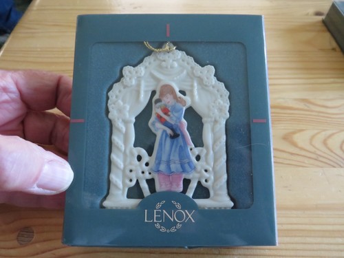 Vintage lenox clara - lenox, christmas