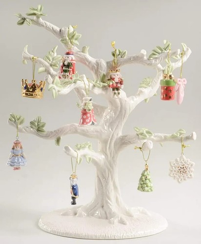 Luxurious lenox nutcracker - luxurious,