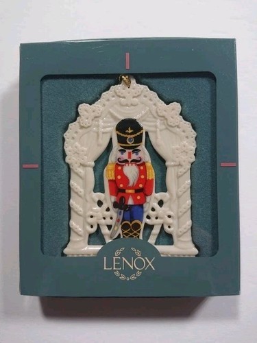 Lenox nutcracker 1992 - lenox,