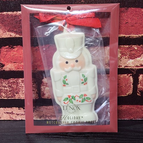 Lenox nutcracker cookie - lenox, press