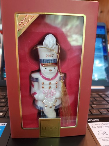 Lenox 2007 nutcracker sweetest - lenox,